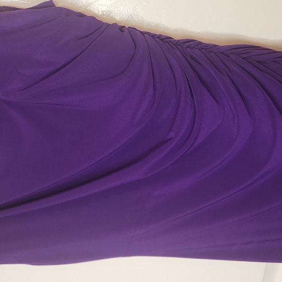 NWOT R&M Richards Women's Plum Purple Sleeveless Cut Out Ruched Dress Size 4P - Picture 3 of 13
